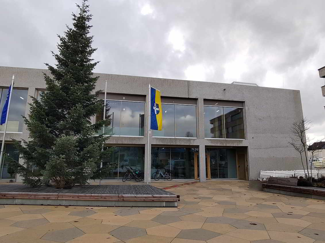 Am Marktplatz 1 in der Neuen Stadtmitte befindet sich das Bürger- und Kulturhaus mit einer „Toilette für alle“ im Erdgeschoss.