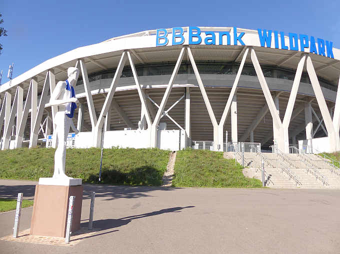 Der BBBank Wildpark ist ein barrierefreies Fußballstadion in Karlsruhe und Heimat des KSC.<br>Foto: © Mara Sander