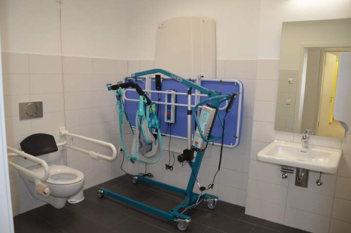 ... und so sieht sie aus, die »Toilette für alle« im Forum Esslingen.<br />Foto: © Mara Sander