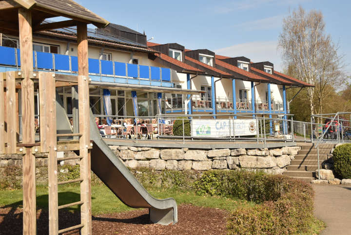 Direkt am Bodensee liegt die barrierefreie und inklusive Ferienanlage CAP Rotach mit Camping, Hotel, Pension und Restaurant mit Seeblick<br />Foto: © Mara Sander